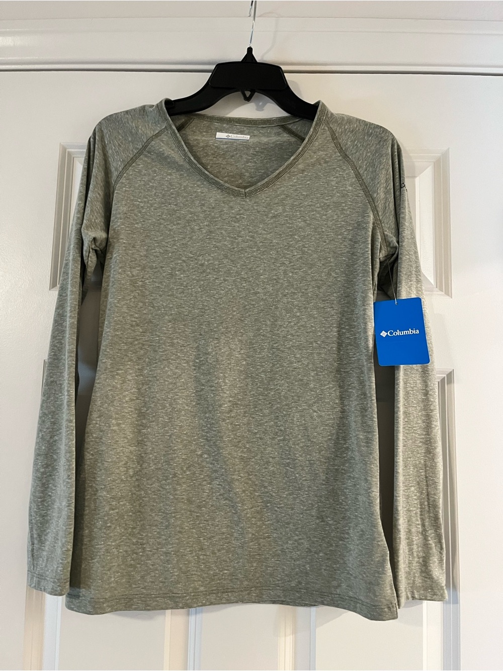 Columbia Women’s Long Sleeve V Neck Shirt Base Layer Loose XS Heather green